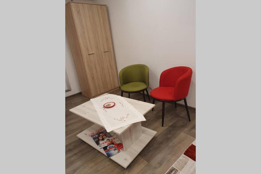 Zsizelle Rezidence Apartment Brasov Luaran gambar